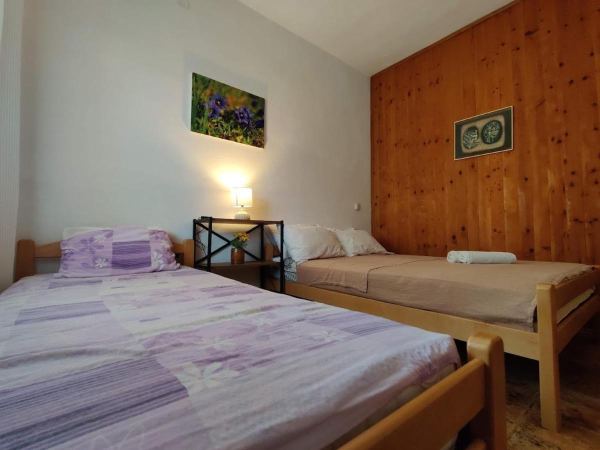 Apartments Miki Bar Luaran gambar