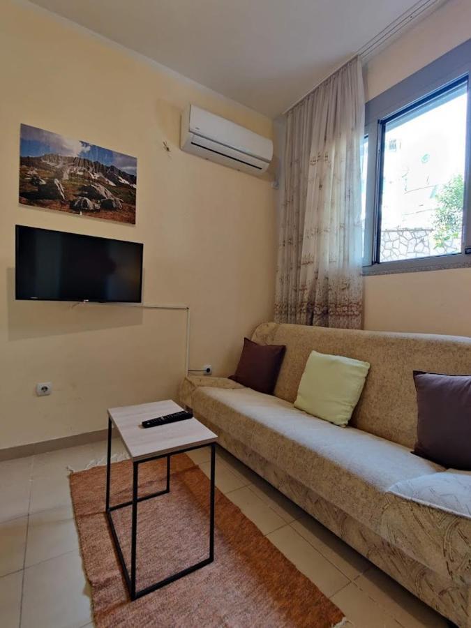 Apartments Miki Bar Luaran gambar