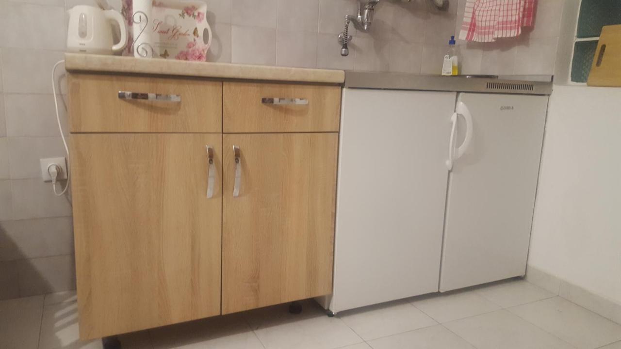 Apartments Miki Bar Luaran gambar