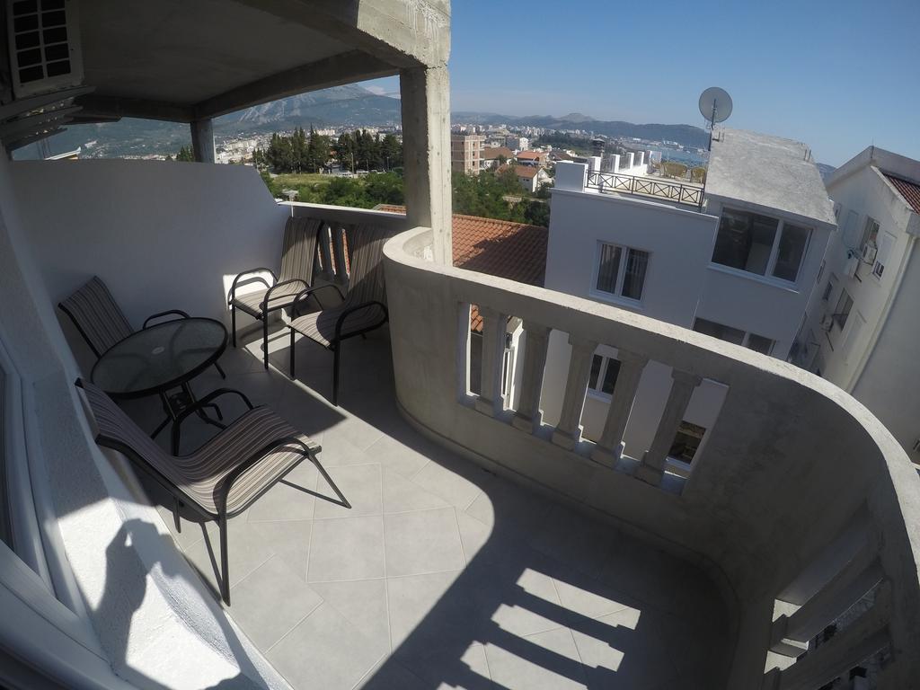 Apartments Miki Bar Luaran gambar